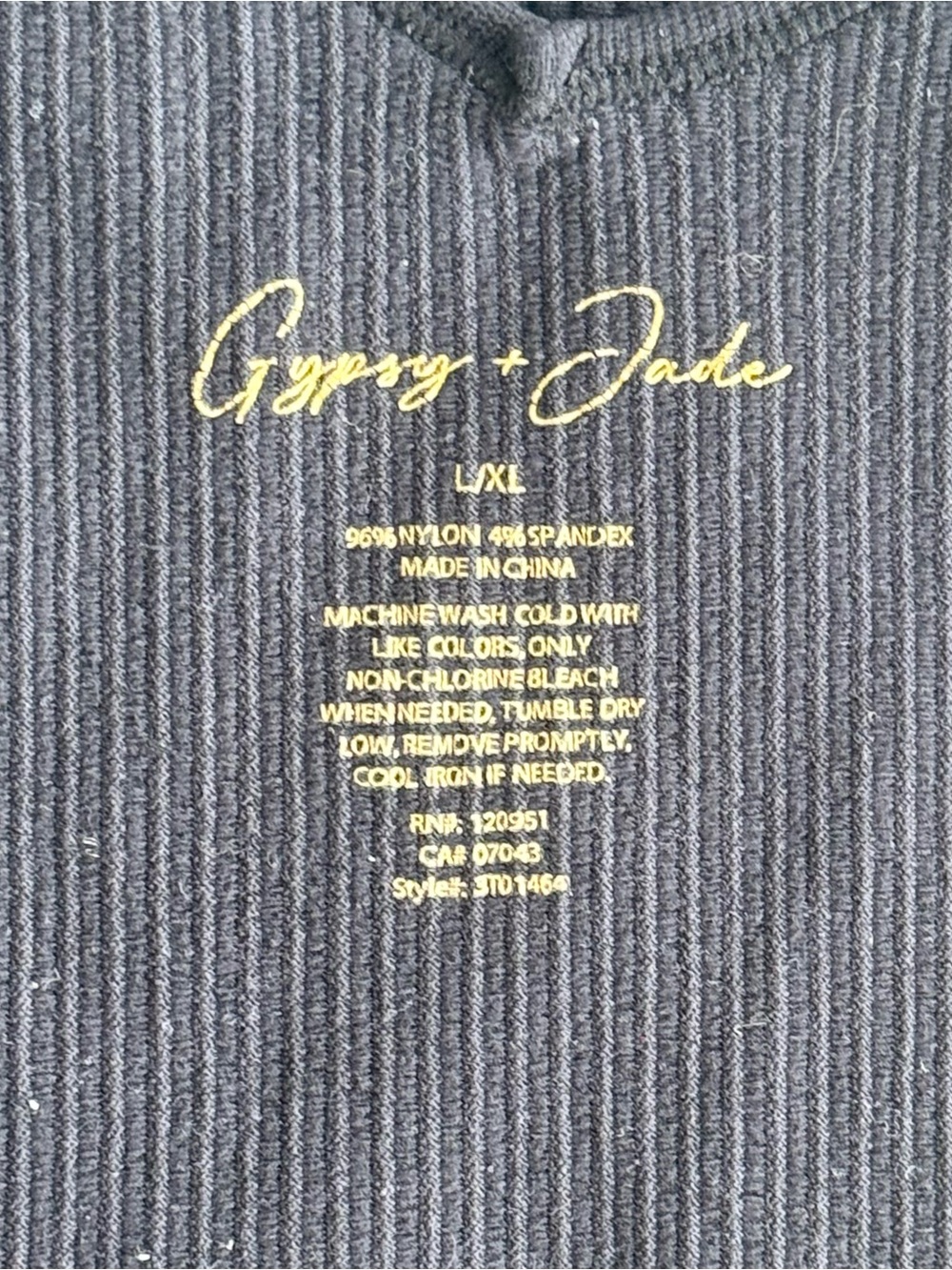 GYPSY & JADE Ribbed Tank Top - L/XL - Picture 4 of 4